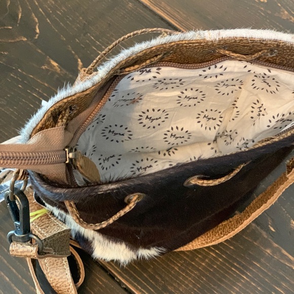 Bag! - Picture 4 of 5